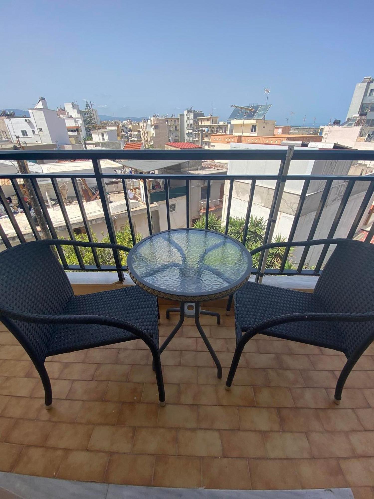 Studio mit Balkon